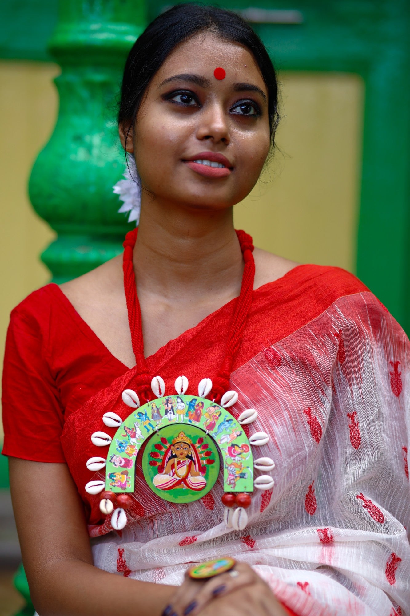 "Debi chala" Hand-painted Neckpiece