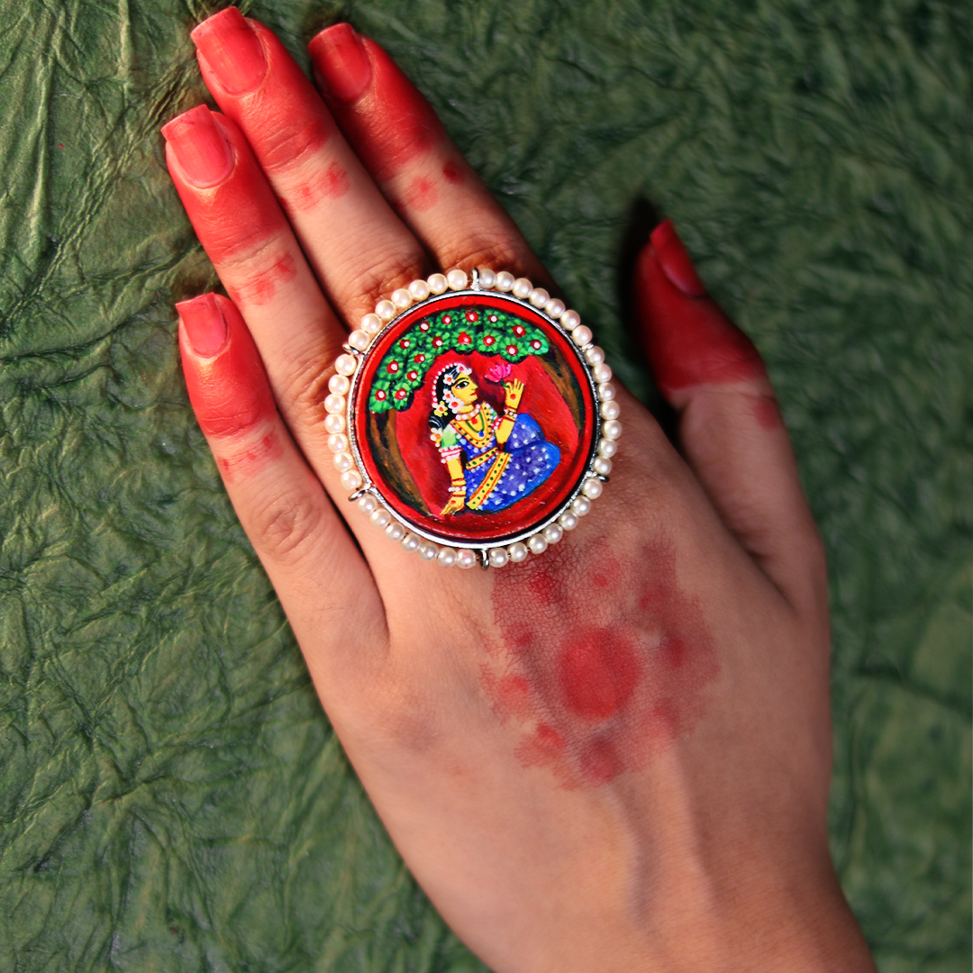"Naari" Hand-painted ring
